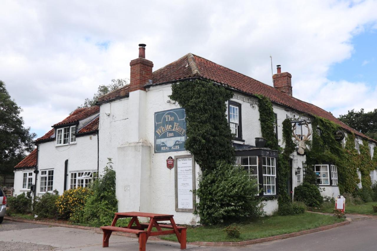 The White Hart Inn Tetford Esterno foto