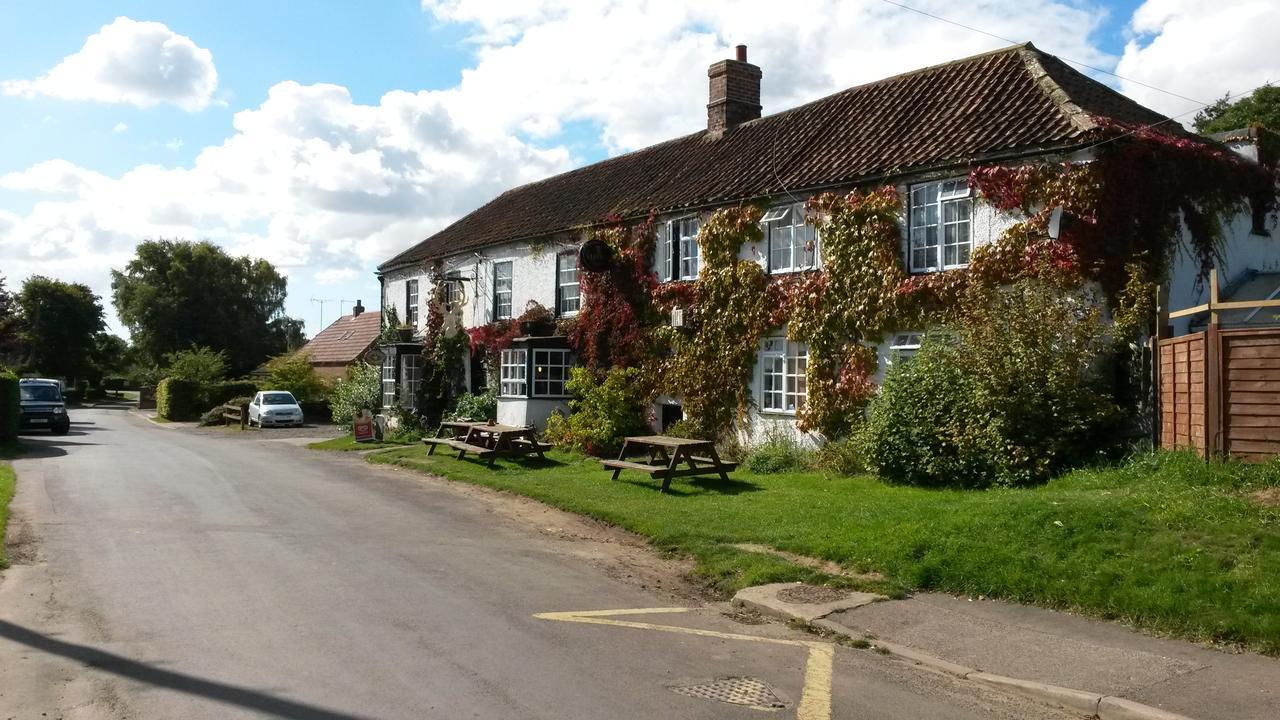 The White Hart Inn Tetford Esterno foto